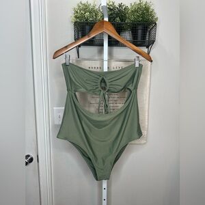 ☀️ NEW Aerie Sage Green One Piece Swimsuit | Women’s size XL